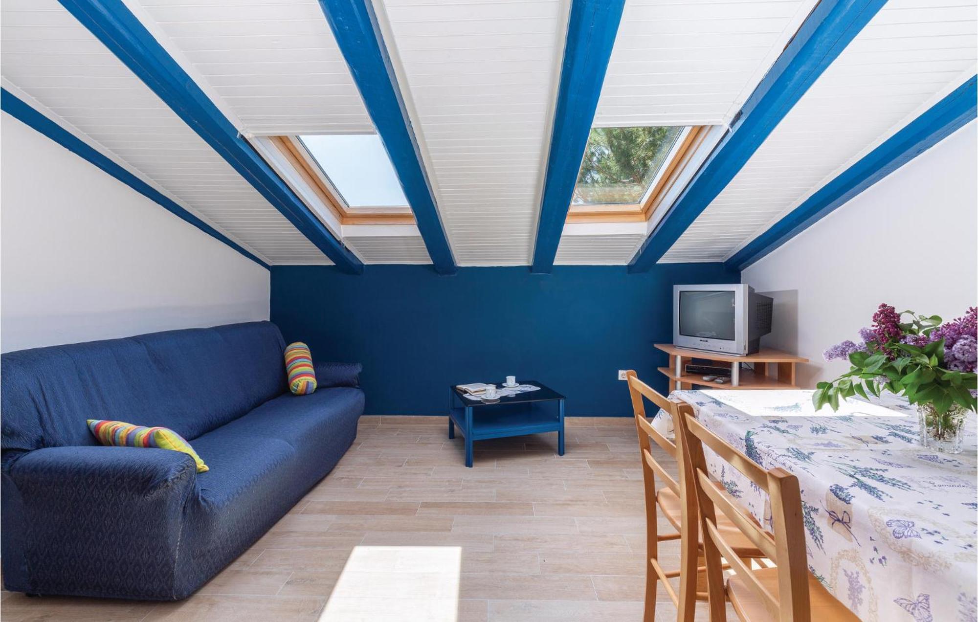 Cozy Apartment In Tar With House Sea View Tar-Vabriga Eksteriør billede